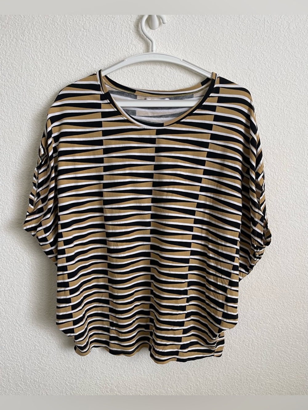 AVA SKY Fighting Eel Striped Boatneck Dolman Sleeve Top Women’s Size M